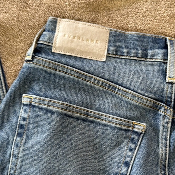 Everlane OG Cheeky Crop Blue Straight Leg Jeans - Picture 6 of 11